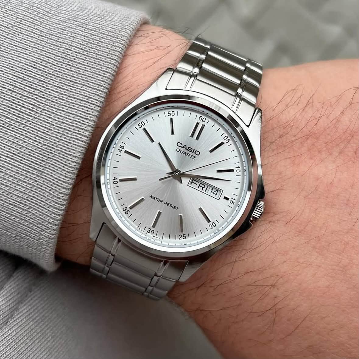 Casio Day Date Chain Watch MTP-1239D-7ADF - Image 2
