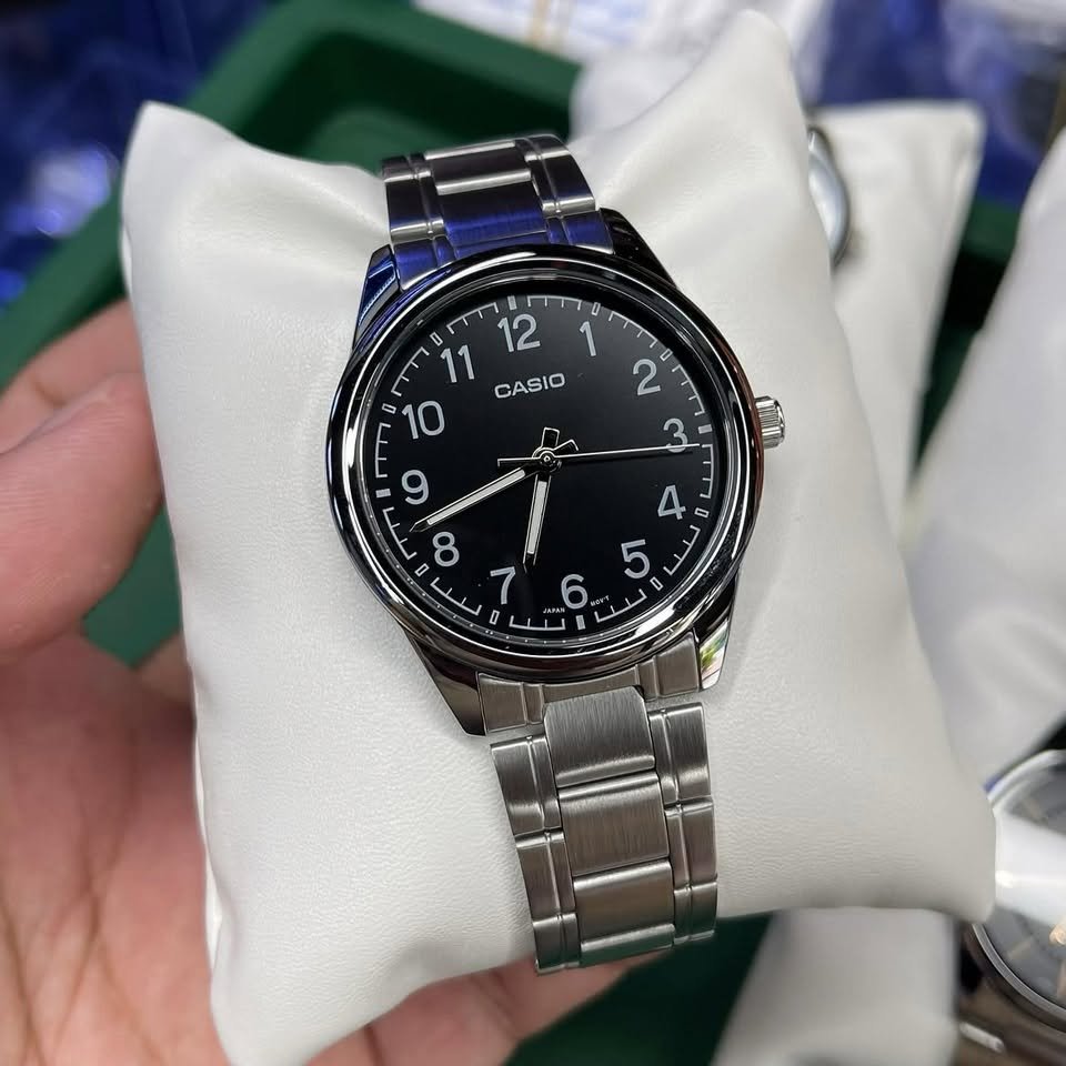 Casio Standard Chain Watch MTP-V005D-1B4UDF - Image 2