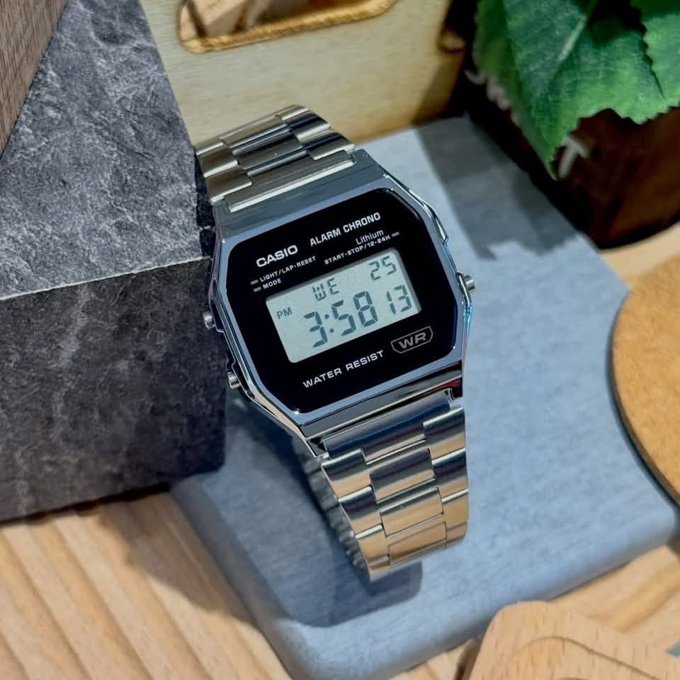 Casio Vintage Digital Chain Watch A158WEA-1DF - Image 2