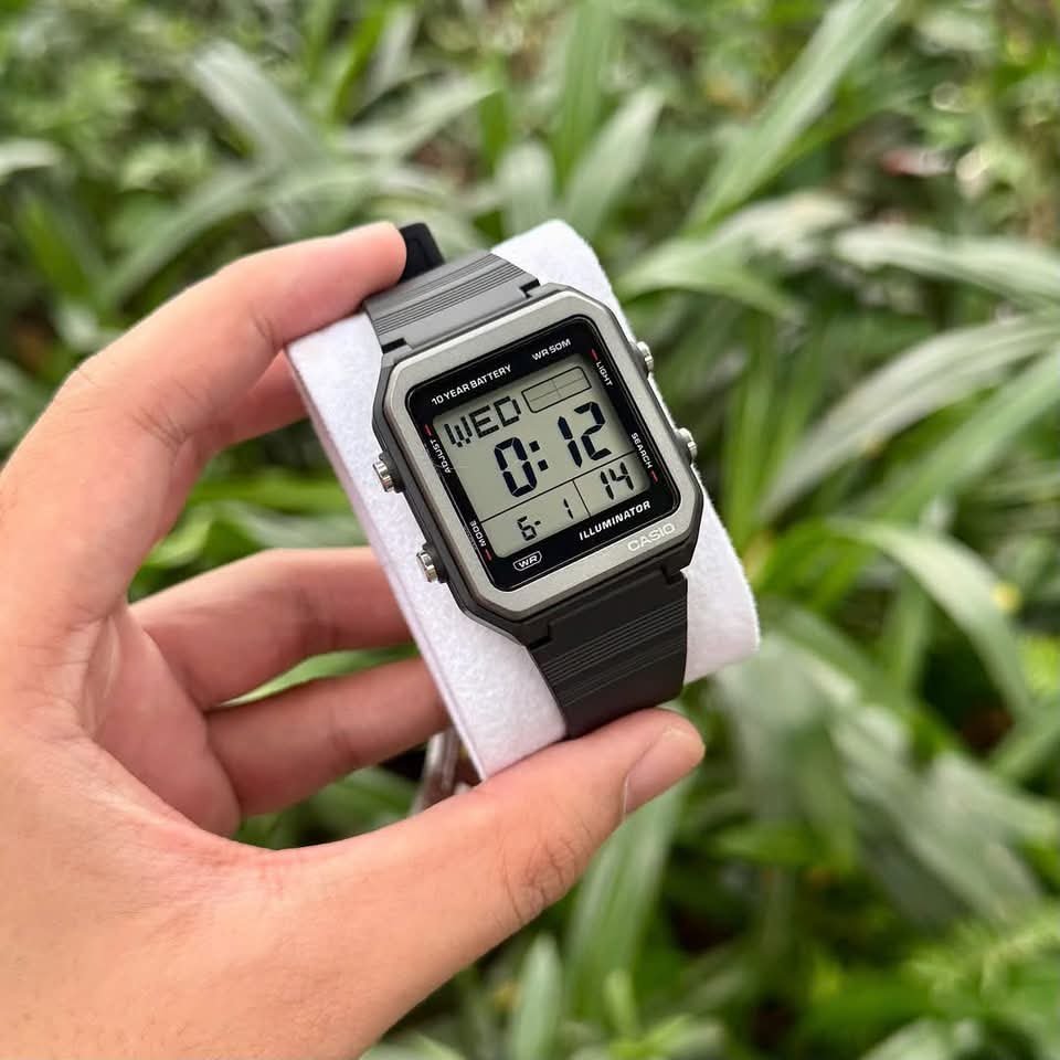 Casio Digital Watch W-221H-1AVDF - Image 2
