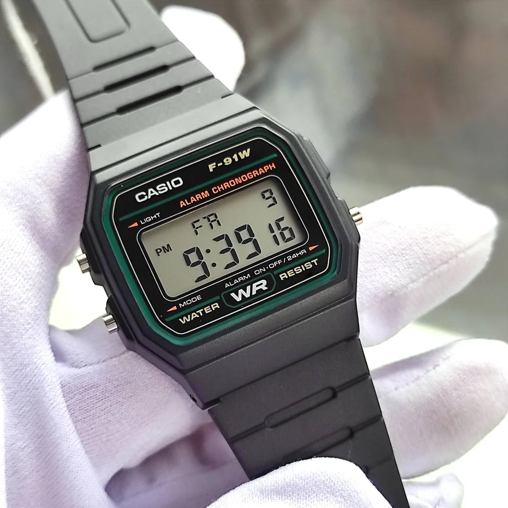 Casio Vintage Digital Black Resin Belt Watch F-91W-3DG - Image 2
