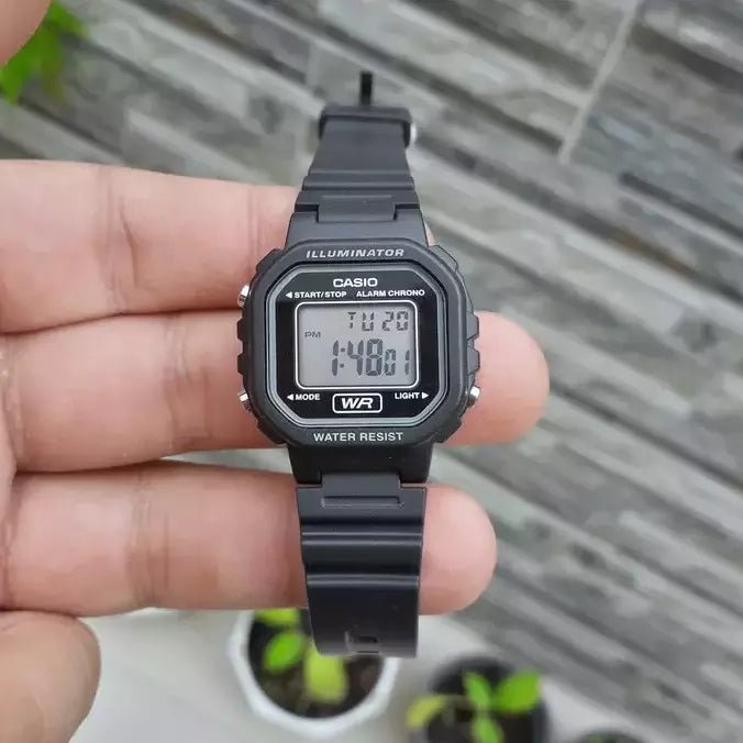 Casio LA-20WH-1ADF Ladies Digital Watch - Image 2
