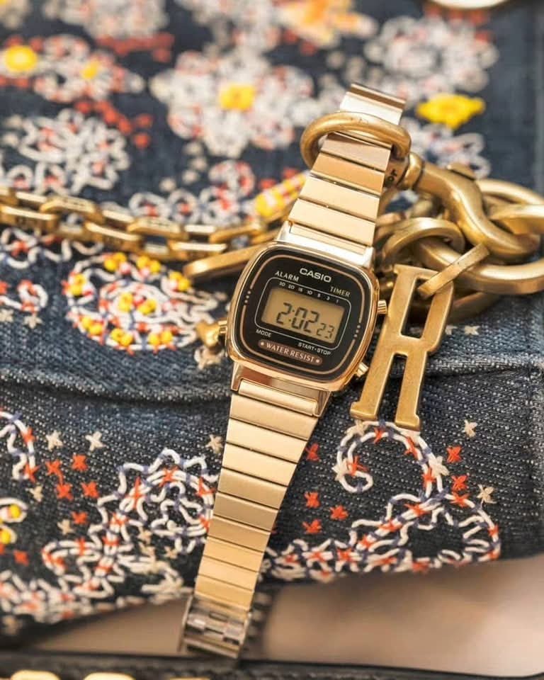 Casio Vintage Ladies Chain Watch LA670WGA-1DF - Image 2
