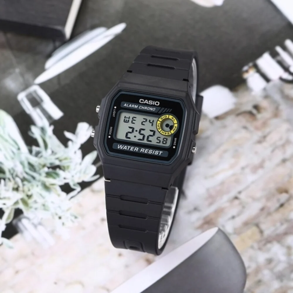 Casio Vintage Digital Black Resin Belt Watch F-94WA-8DG - Image 2
