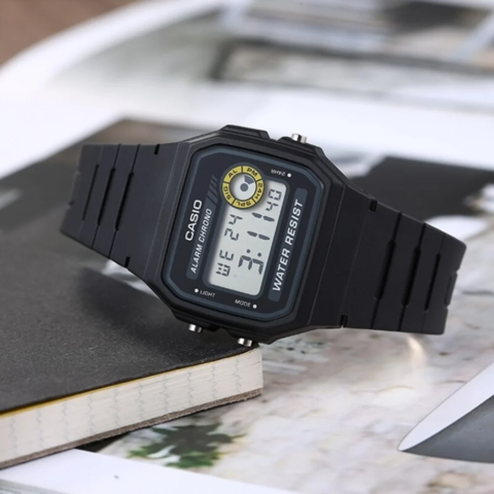 Casio Vintage Digital Black Resin Belt Watch F-94WA-8DG - Image 3